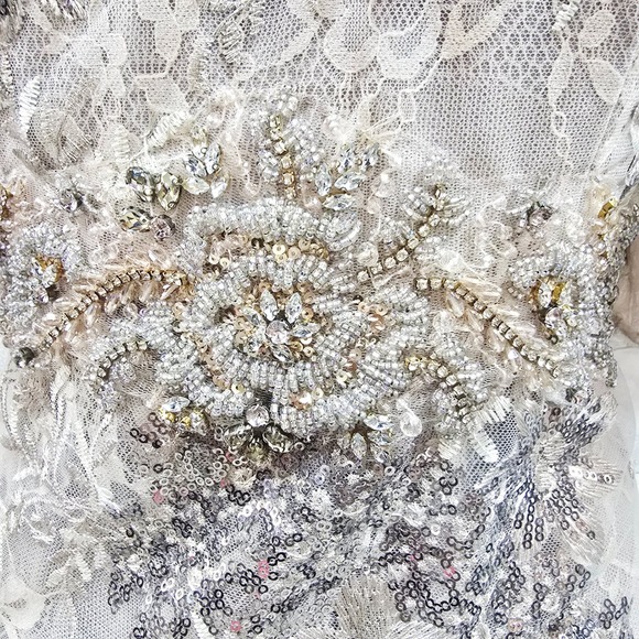 Mac Duggal Women 12 Sequin Beaded Lace Flutter Sleeve Maxi Gown Taupe Champagne - Picture 5 of 14